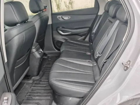 2025 BYD Sea Lion 05 EV BEV