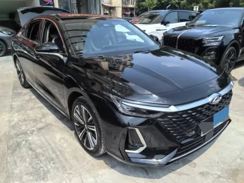 2022 Chery Arrizo 8 1.6T 197HP L4 7DCT,autocango,china used car exporter,china ev exporter,chinese used car exporter,chinese used ev exporter
