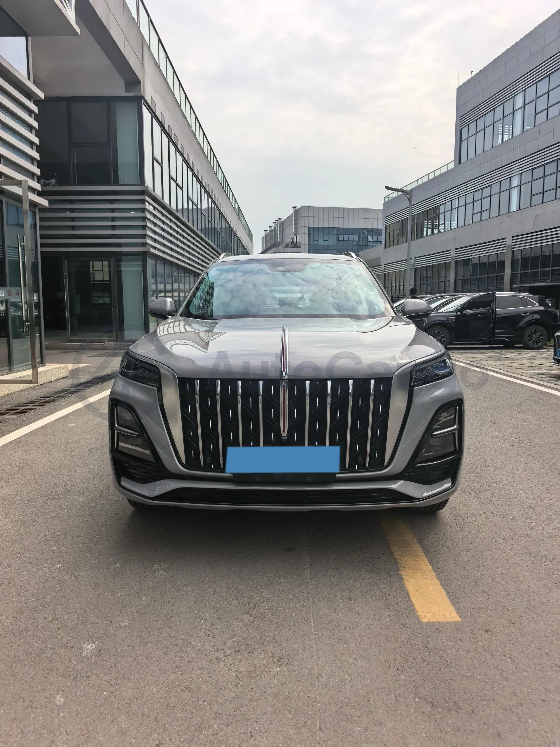 2023 HongQi HS5 2.0T 252HP L4 8AT,autocango,china used car exporter,china ev exporter,chinese used car exporter,chinese used ev exporter