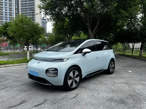 2023 BAOJUN CLOUD,autocango,china used car exporter,china ev exporter,chinese used car exporter,chinese used ev exporter