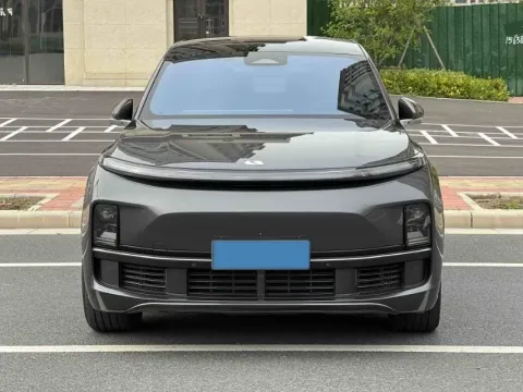 2023 Li L8 Range Extended 154HP REEV 40.9KWH,autocango,china used car exporter,china ev exporter,chinese used car exporter,chinese used ev exporter