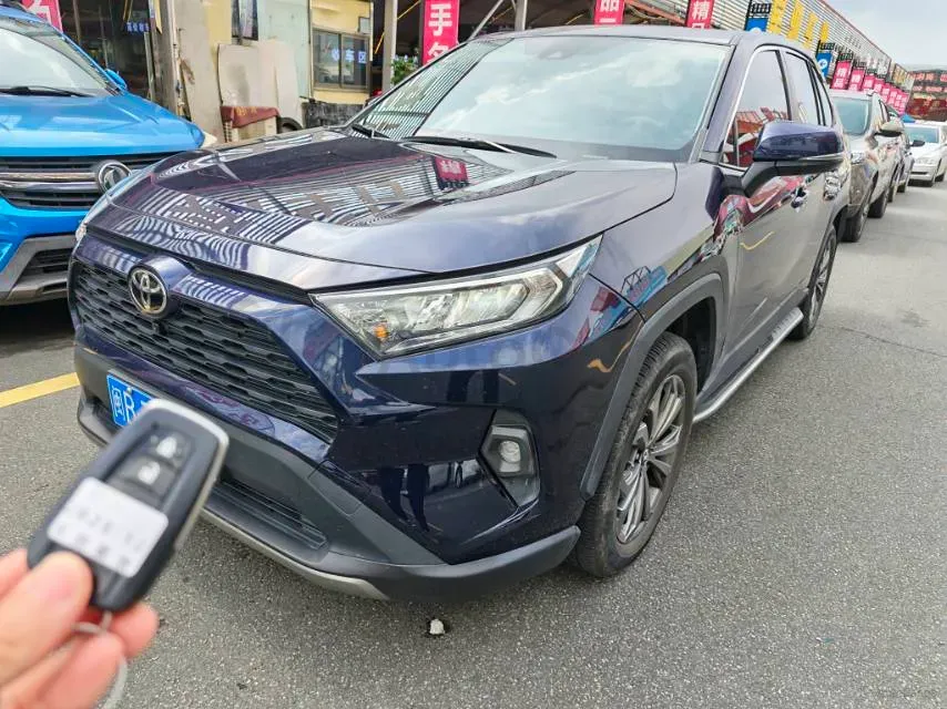 2023 Toyota RAV4 2.0L 171HP L4 CVT,autocango,china used car exporter,china ev exporter,chinese used car exporter,chinese used ev exporter