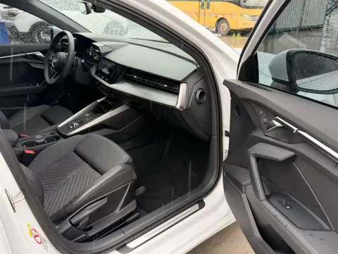 2023 Audi A3 1.4T 150HP L4 7DCT