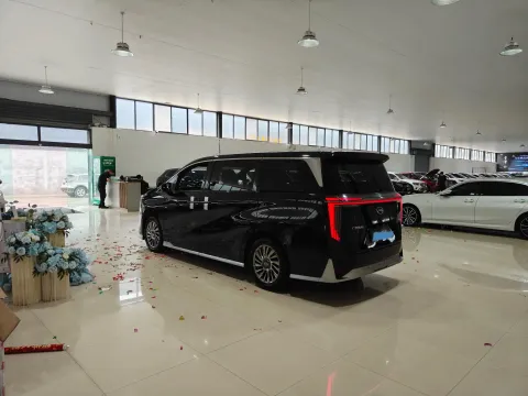 2023 GAC Trumpchi M8 2.0T 252HP L4 8AT