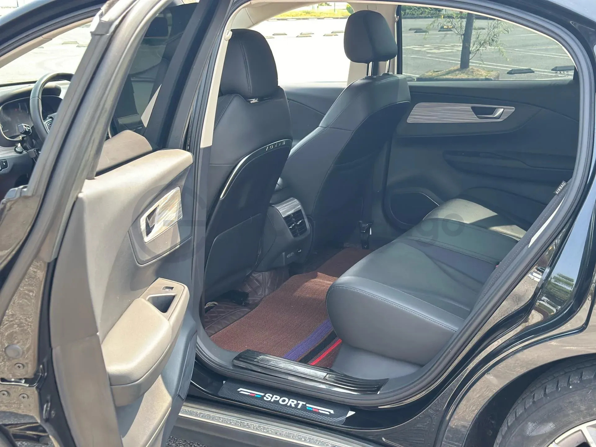 2023 HongQi E-QM5 BEV 82KWH,autocango,china used car exporter,china ev exporter,chinese used car exporter,chinese used ev exporter