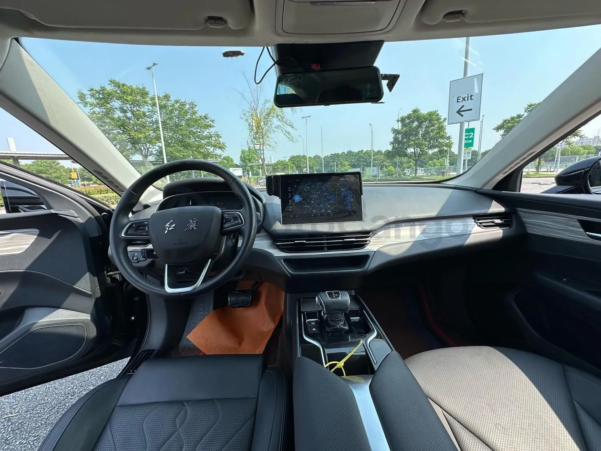 2023 HongQi E-QM5 BEV 82KWH,autocango,china used car exporter,china ev exporter,chinese used car exporter,chinese used ev exporter