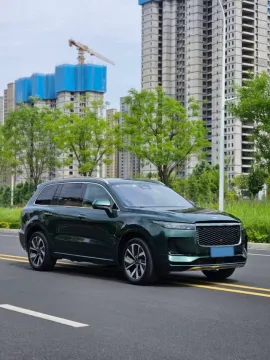 2021 Li ONE Range Extended 131HP REEV 40.5KWH,autocango,china used car exporter,china ev exporter,chinese used car exporter,chinese used ev exporter