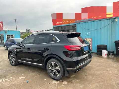 2022 HongQi HS5 2.0T 224HP L4 6AT