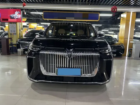 2025 Voyah Dream 1.5T 150HP L4 1DHT PHEV 41.7KWH,autocango,china used car exporter,china ev exporter,chinese used car exporter,chinese used ev exporter