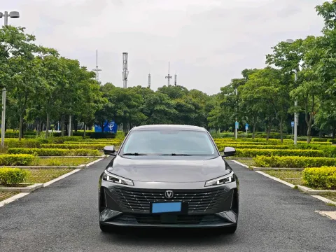 2024 ChangAn Eado 1.5T 170HP L4 7DCT,autocango,china used car exporter,china ev exporter,chinese used car exporter,chinese used ev exporter