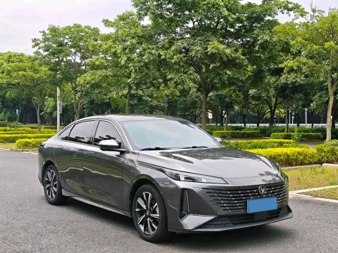 2024 ChangAn Eado 1.5T 170HP L4 7DCT,autocango,china used car exporter,china ev exporter,chinese used car exporter,chinese used ev exporter