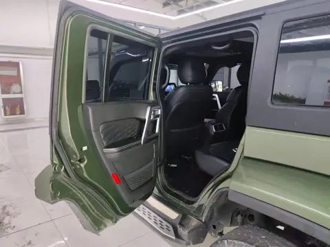 2023 Beijing BJ40 2.0T 224HP L4 8AT