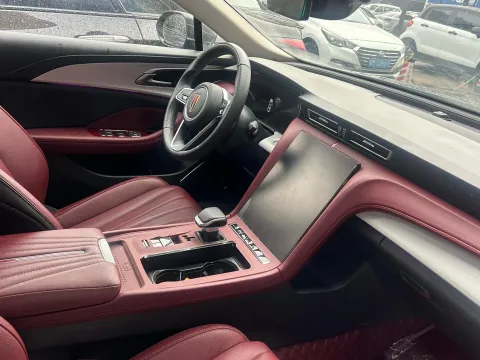 2025 HongQi H5 1.5T 169HP L4 1DHT Hybrid,autocango,china used car exporter,china ev exporter,chinese used car exporter,chinese used ev exporter