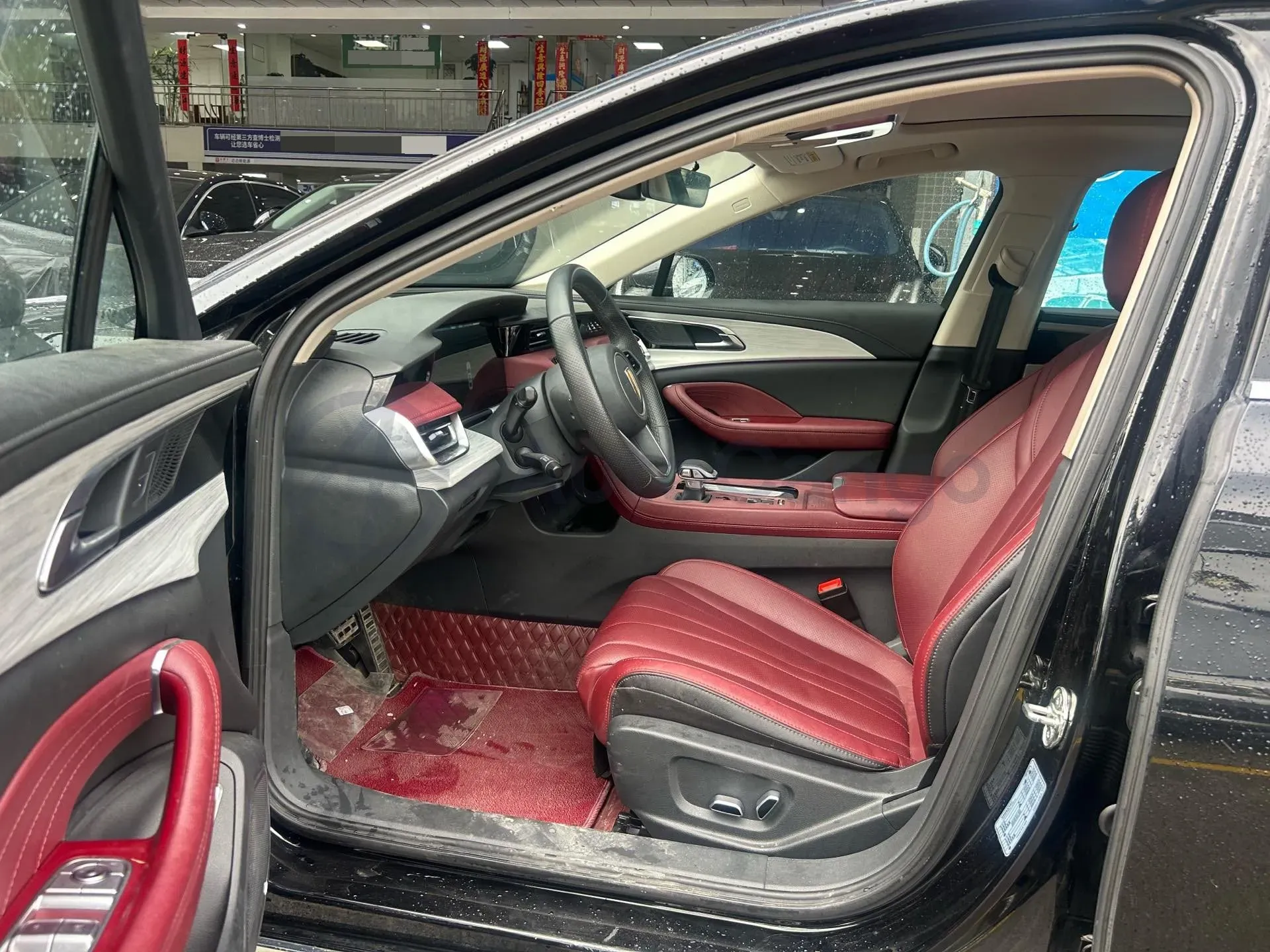 2025 HongQi H5 1.5T 169HP L4 1DHT Hybrid,autocango,china used car exporter,china ev exporter,chinese used car exporter,chinese used ev exporter