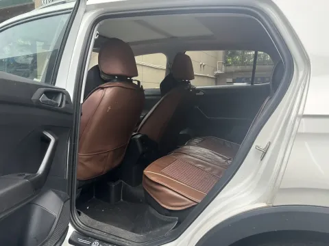 2021 Volkswagen Tacqua 1.5L 113HP L4 6AT
