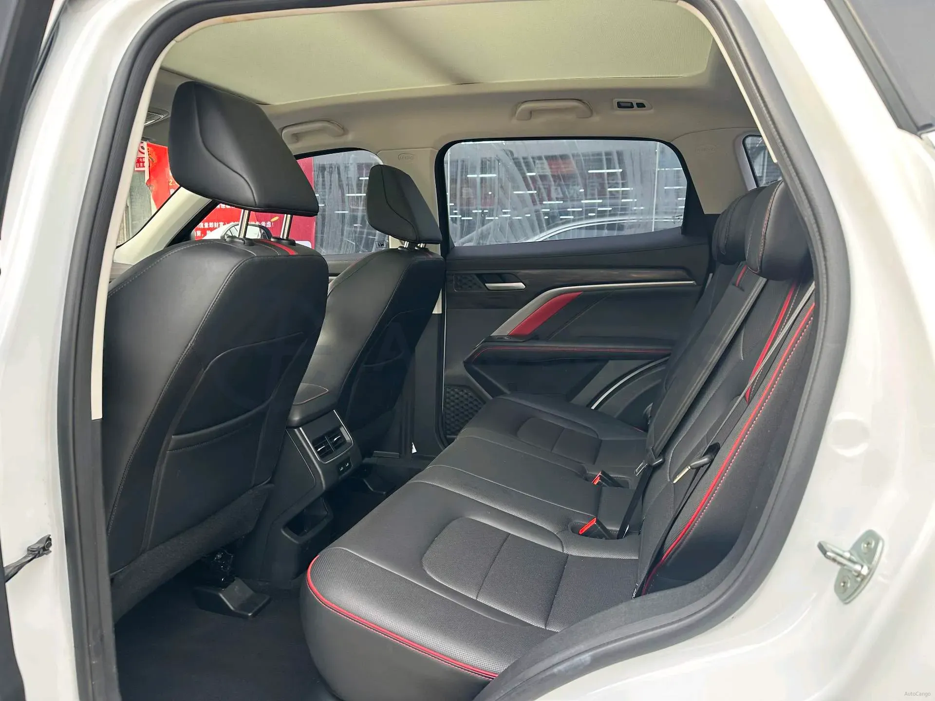 2021 Haval H6 2.0T 224HP L4 7DCT,autocango,china used car exporter,china ev exporter,chinese used car exporter,chinese used ev exporter