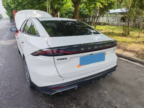 2024 Geely Galaxy L6 1.5T 163HP L4 3DHT PHEV