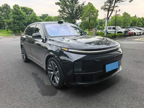 2024 Li L8 Range Extended 154HP REEV 42.8KWH,autocango,china used car exporter,china ev exporter,chinese used car exporter,chinese used ev exporter