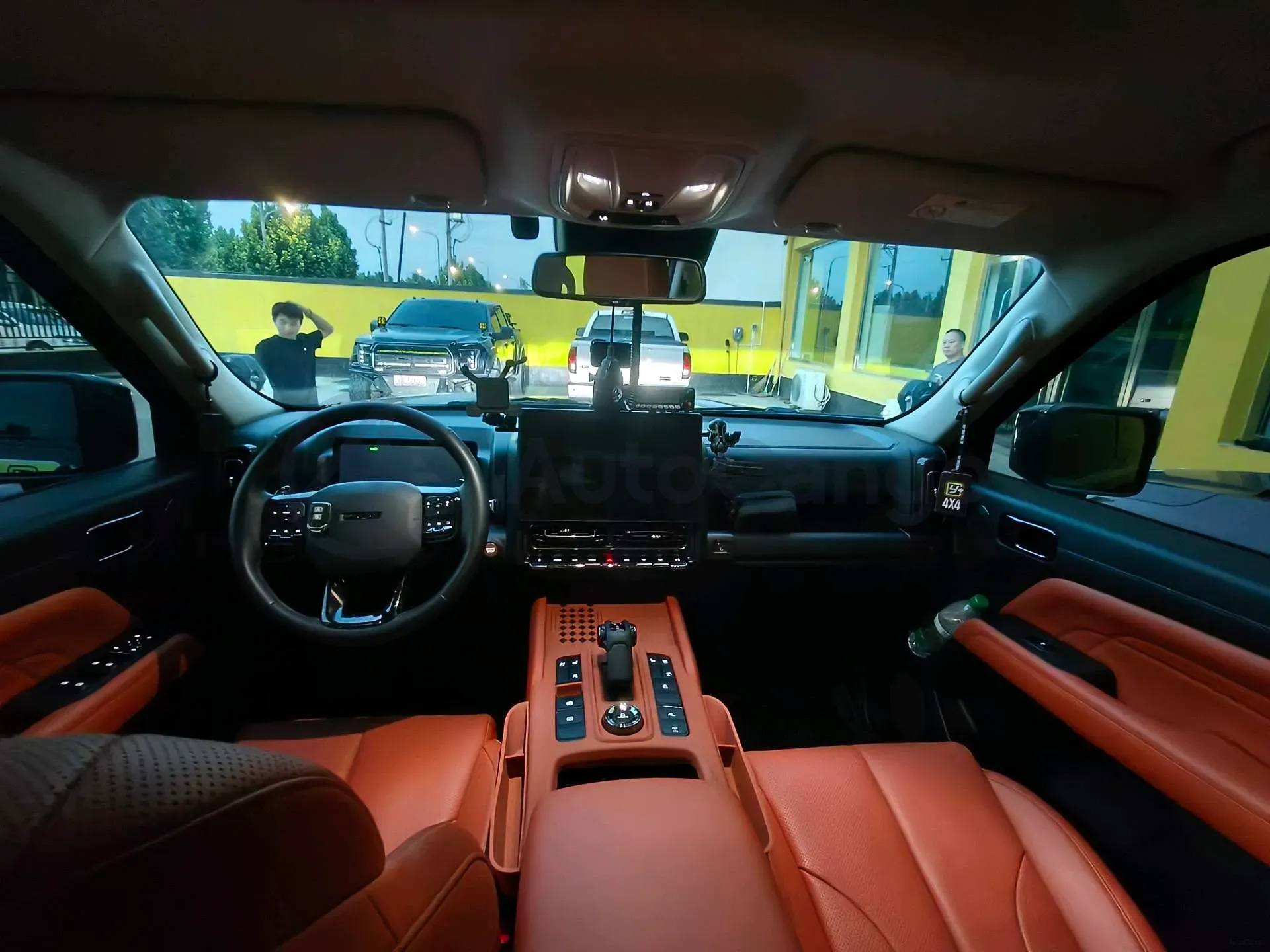 2024 Haval H9 2.0T 224HP L4 8AT,autocango,china used car exporter,china ev exporter,chinese used car exporter,chinese used ev exporter
