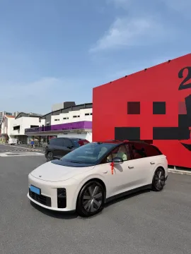 2025 Li i6 BEV,autocango,china used car exporter,china ev exporter,chinese used car exporter,chinese used ev exporter