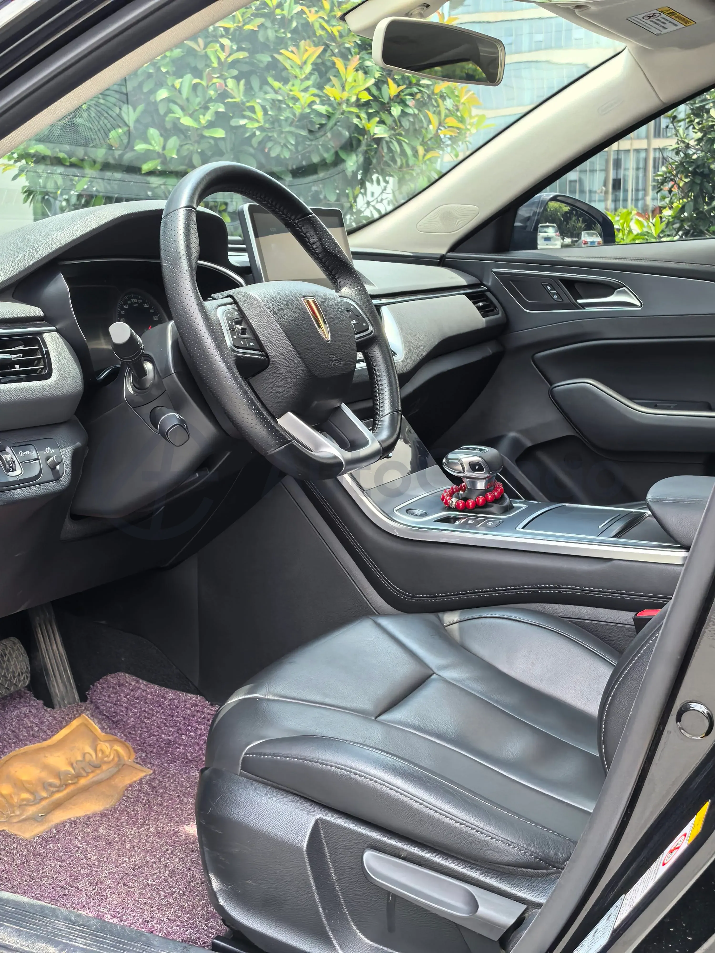2022 HongQi H5 1.5T 169HP L4 7DCT,autocango,china used car exporter,china ev exporter,chinese used car exporter,chinese used ev exporter