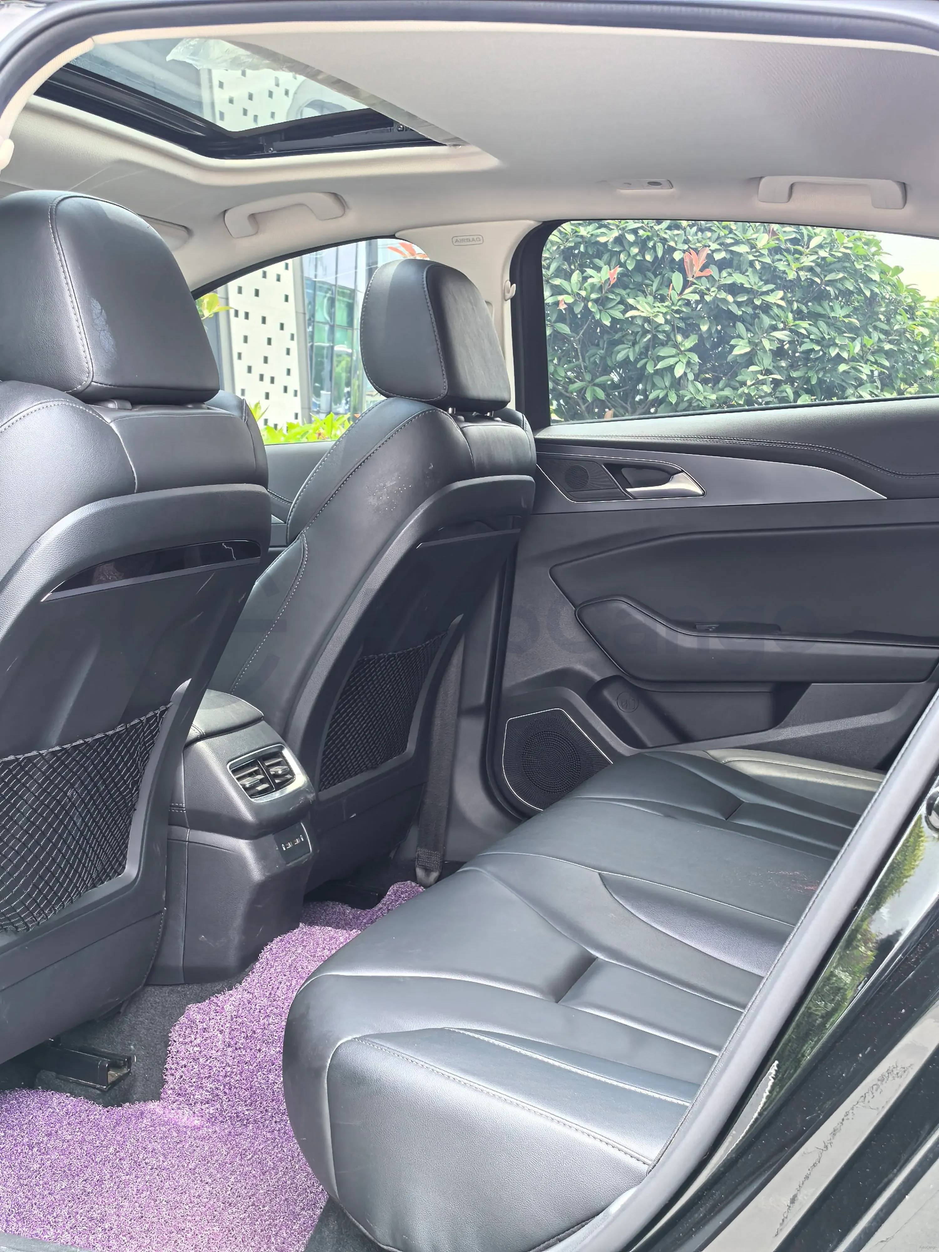 2022 HongQi H5 1.5T 169HP L4 7DCT,autocango,china used car exporter,china ev exporter,chinese used car exporter,chinese used ev exporter