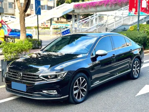 2020 VOLKSWAGEN MAGOTAN,autocango,china used car exporter,china ev exporter,chinese used car exporter,chinese used ev exporter