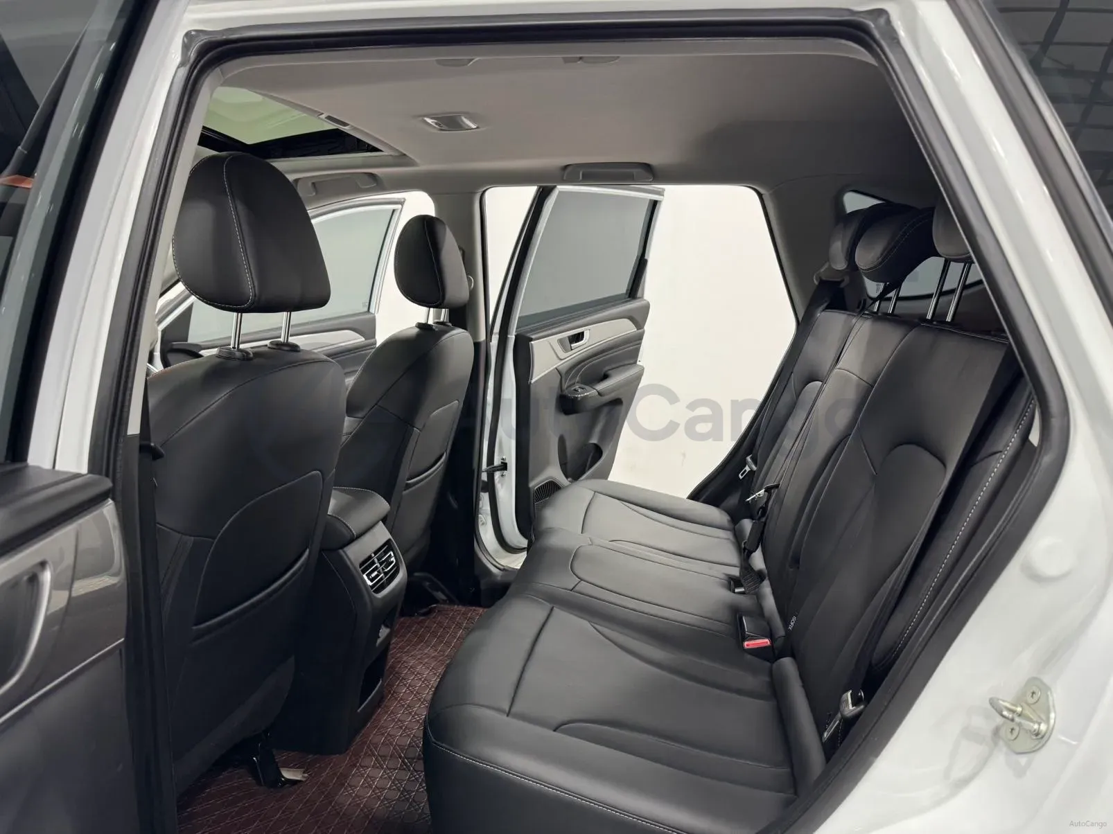2023 Haval M6 1.5T 150HP L4 6MT,autocango,china used car exporter,china ev exporter,chinese used car exporter,chinese used ev exporter