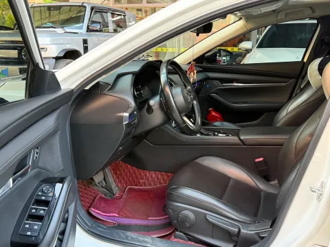 2021 Mazda 3 Axela 2.0L 158HP L4 6AT