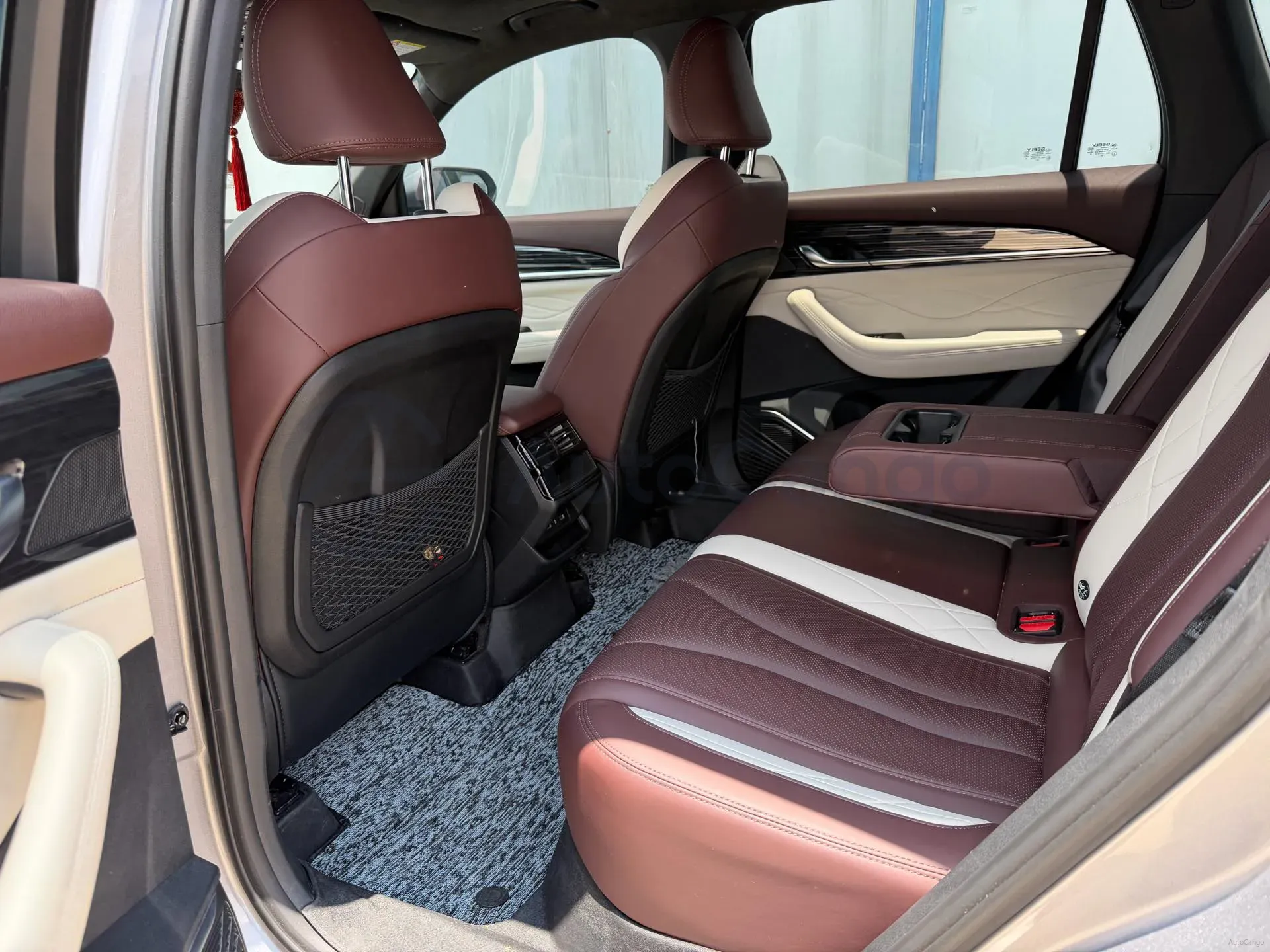 2021 Geely Monjaro 2.0T 218HP L4 7DCT,autocango,china used car exporter,china ev exporter,chinese used car exporter,chinese used ev exporter