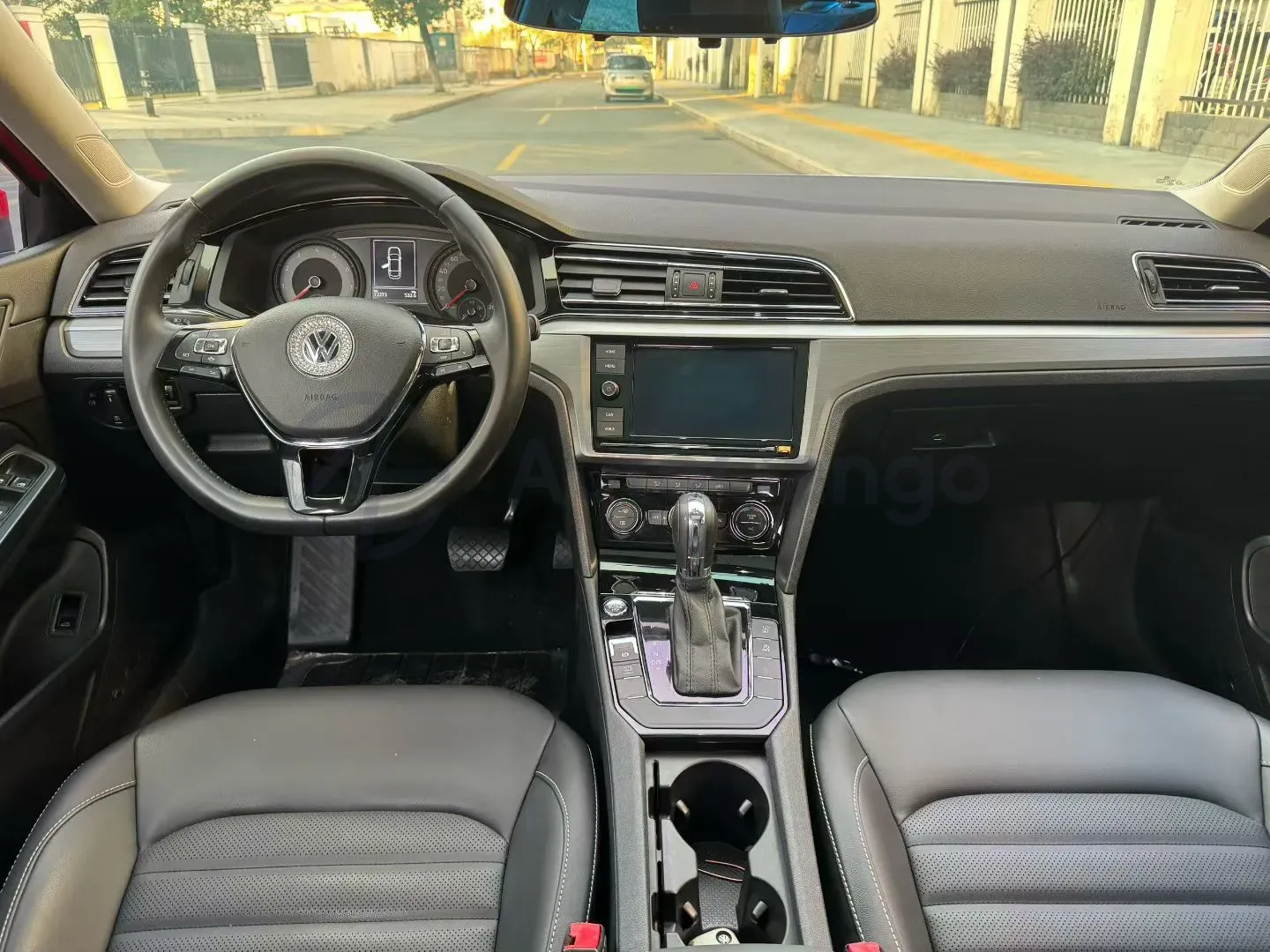 2019 Volkswagen Passat 1.4T 150HP L4 7DCT,autocango,china used car exporter,china ev exporter,chinese used car exporter,chinese used ev exporter