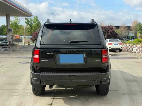 2025 Toyota Land Cruiser Prado 2.4T 282HP L4 8AT Hybrid 5.1KWH