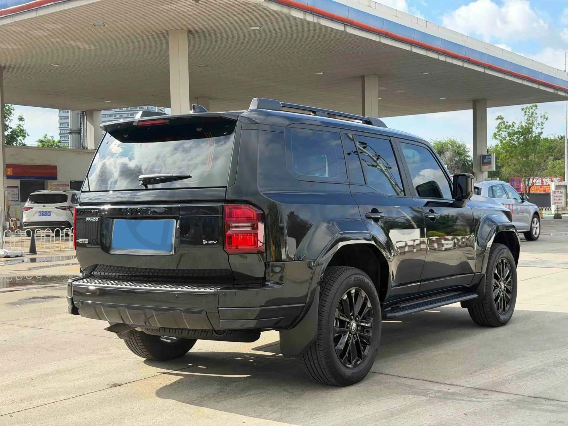 2025 Toyota Land Cruiser Prado 2.4T 282HP L4 8AT Hybrid 5.1KWH,autocango,china used car exporter,china ev exporter,chinese used car exporter,chinese used ev exporter