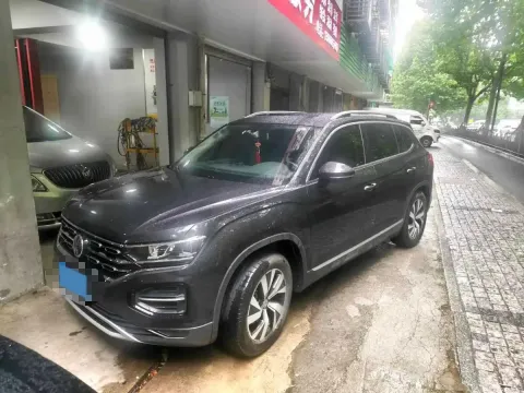 2019 JEEP CHEROKEE,autocango,china used car exporter,china ev exporter,chinese used car exporter,chinese used ev exporter