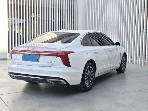 2024 HongQi H5 2.0T 224HP L4 8AT