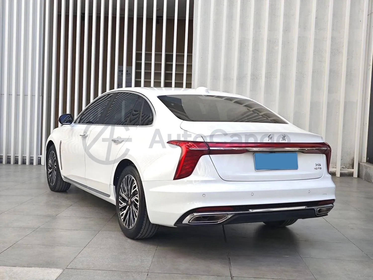2024 HongQi H5 2.0T 224HP L4 8AT,autocango,china used car exporter,china ev exporter,chinese used car exporter,chinese used ev exporter