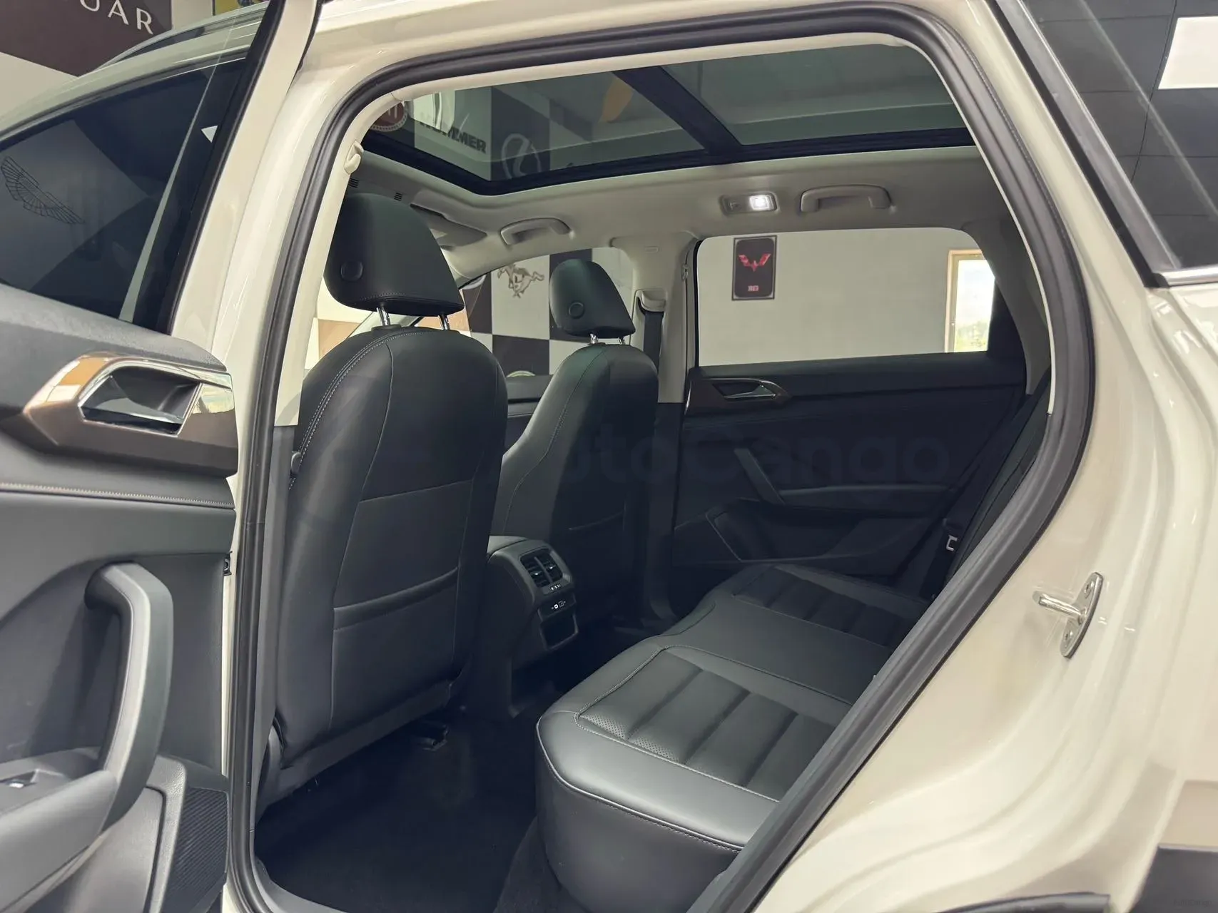 2021 Volkswagen Tharu 1.4T 150HP L4 7DCT,autocango,china used car exporter,china ev exporter,chinese used car exporter,chinese used ev exporter