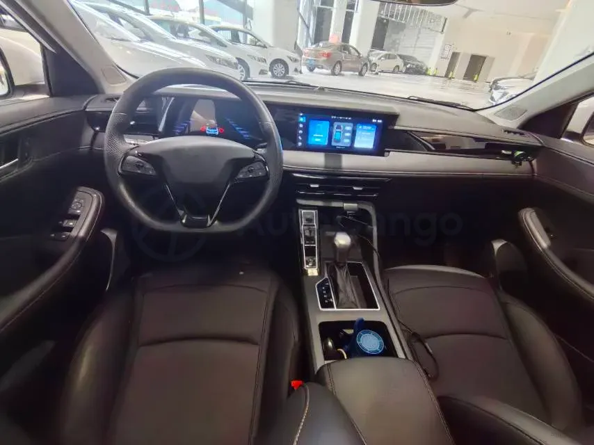 2024 Roewe i5 1.5L 129HP L4 CVT,autocango,china used car exporter,china ev exporter,chinese used car exporter,chinese used ev exporter