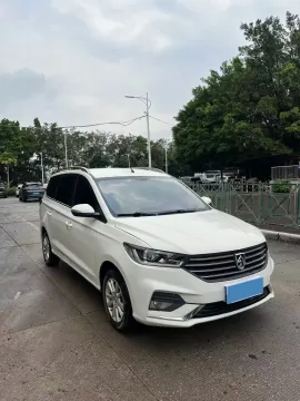 2018 BaoJun 360 1.5L 112HP L4 6MT,autocango,china used car exporter,china ev exporter,chinese used car exporter,chinese used ev exporter