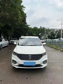 2018 BaoJun 360 1.5L 112HP L4 6MT,autocango,china used car exporter,china ev exporter,chinese used car exporter,chinese used ev exporter