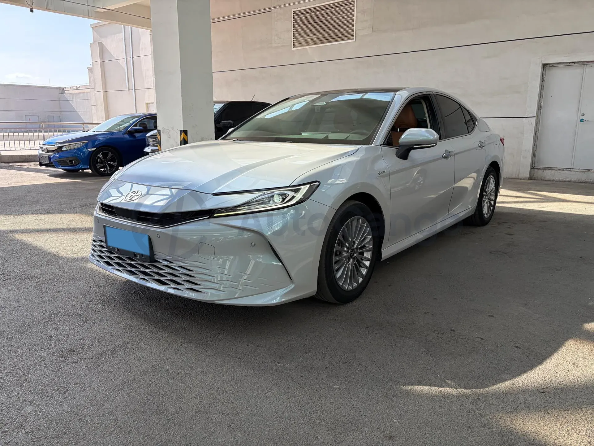 2024 Toyota Camry 2.0L 152HP L4 E-CVT Hybrid,autocango,china used car exporter,china ev exporter,chinese used car exporter,chinese used ev exporter