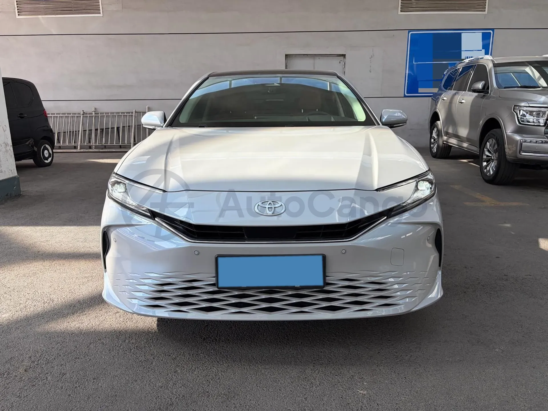 2024 Toyota Camry 2.0L 152HP L4 E-CVT Hybrid,autocango,china used car exporter,china ev exporter,chinese used car exporter,chinese used ev exporter