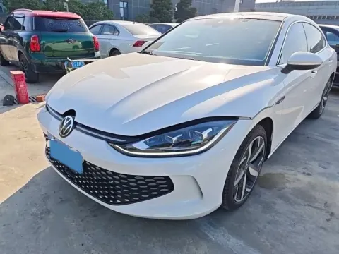 2023 VOLKSWAGEN LAMANDO,autocango,china used car exporter,china ev exporter,chinese used car exporter,chinese used ev exporter