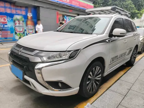 2020 MITSUBISHI OUTLANDER,autocango,china used car exporter,china ev exporter,chinese used car exporter,chinese used ev exporter