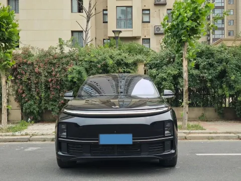 2023 Li L7 Range Extended 154HP REEV 40.9KWH,autocango,china used car exporter,china ev exporter,chinese used car exporter,chinese used ev exporter