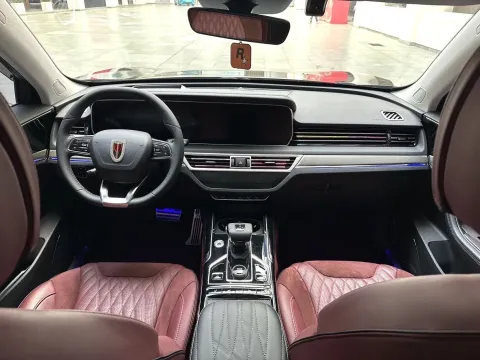 2022 HongQi HS5 2.0T 224HP L4 6AT
