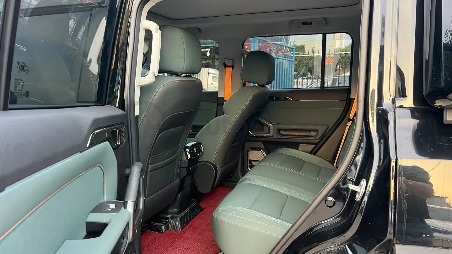 2023 Jetour Traveller 2.0T 254HP L4 7DCT,autocango,china used car exporter,china ev exporter,chinese used car exporter,chinese used ev exporter