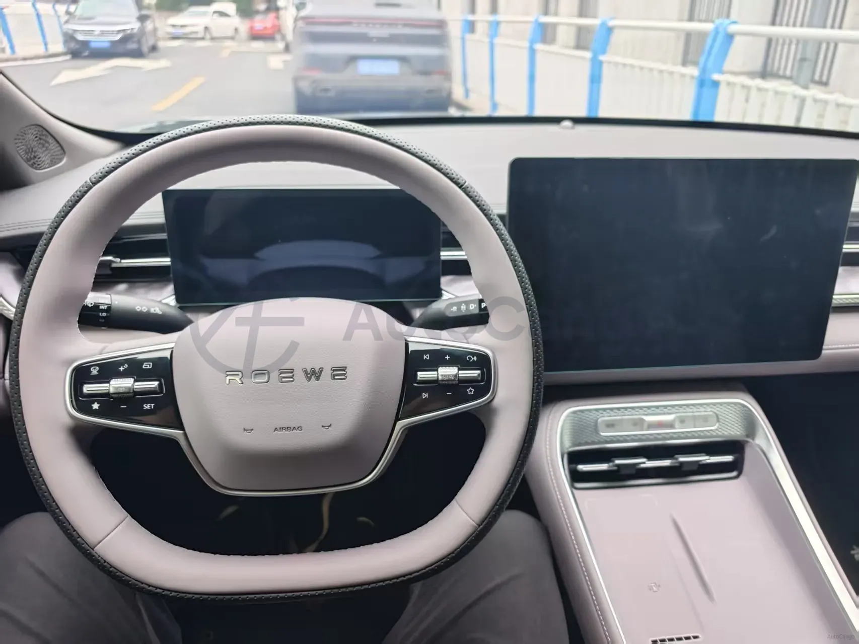 2025 Roewe M7 DMH 1.5L 112HP L4 1DHT PHEV,autocango,china used car exporter,china ev exporter,chinese used car exporter,chinese used ev exporter