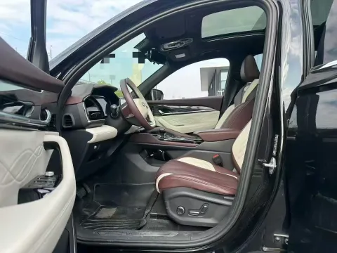 2021 Geely Monjaro 2.0T 218HP L4 7DCT