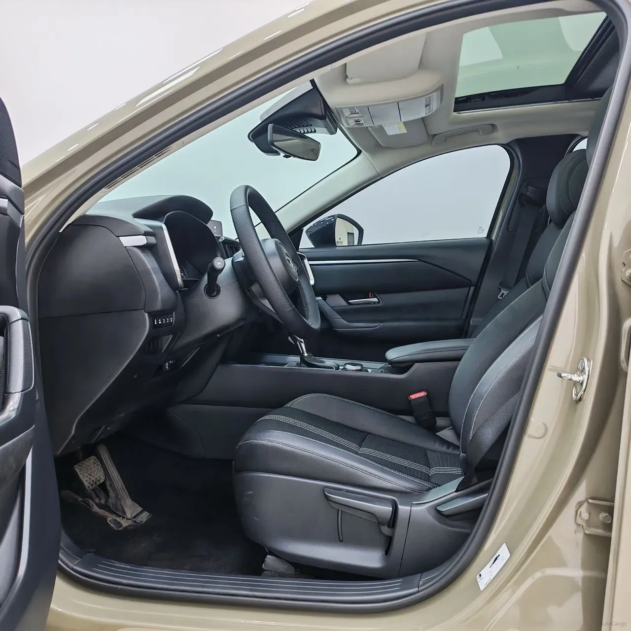 2023 Mazda CX-50 2.0L 155HP L4 6AT,autocango,china used car exporter,china ev exporter,chinese used car exporter,chinese used ev exporter
